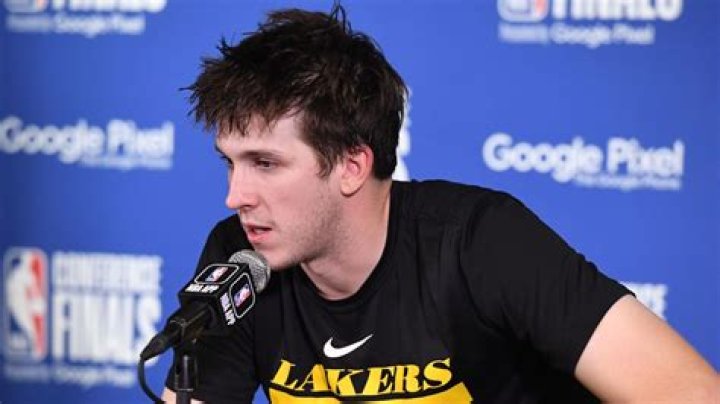 Austin Reaves Mom Nicole Wilkett Played Basketball For Arkansas