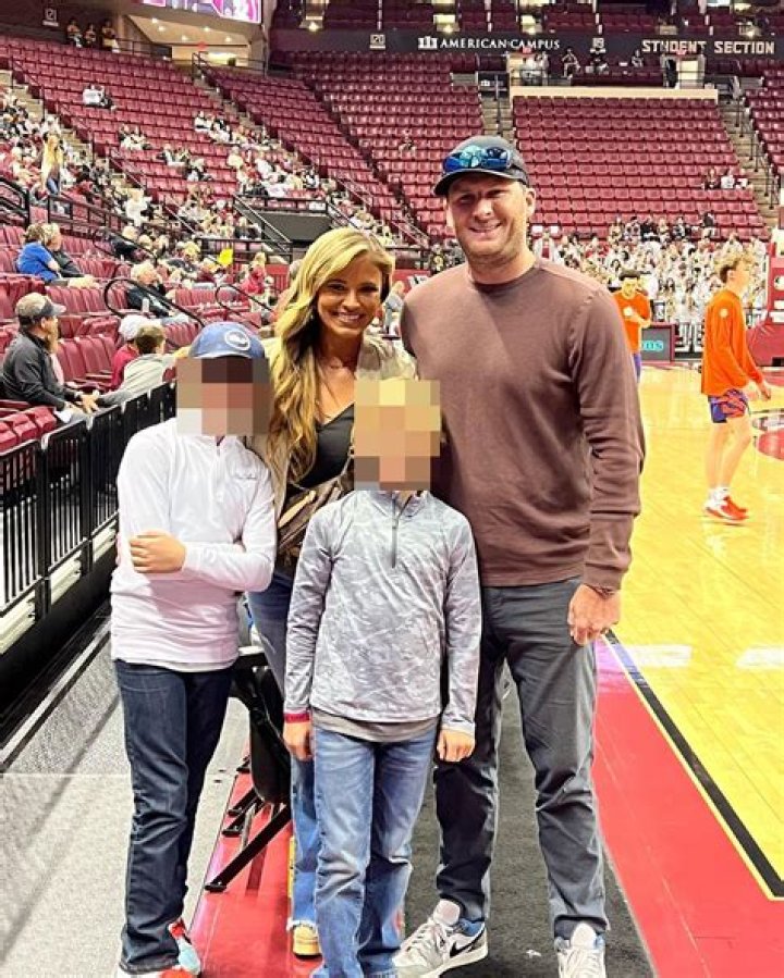 Exploring Lindsay Shiver's Age And Its Significance